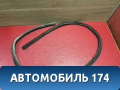 Уплотнитель капота Renault Logan 2005-2014 Рено Логан