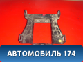 Кронштейн передней консоли 7P6863233 Volkswagen Touareg (NF) (7P5) 2010-2018 Туарег